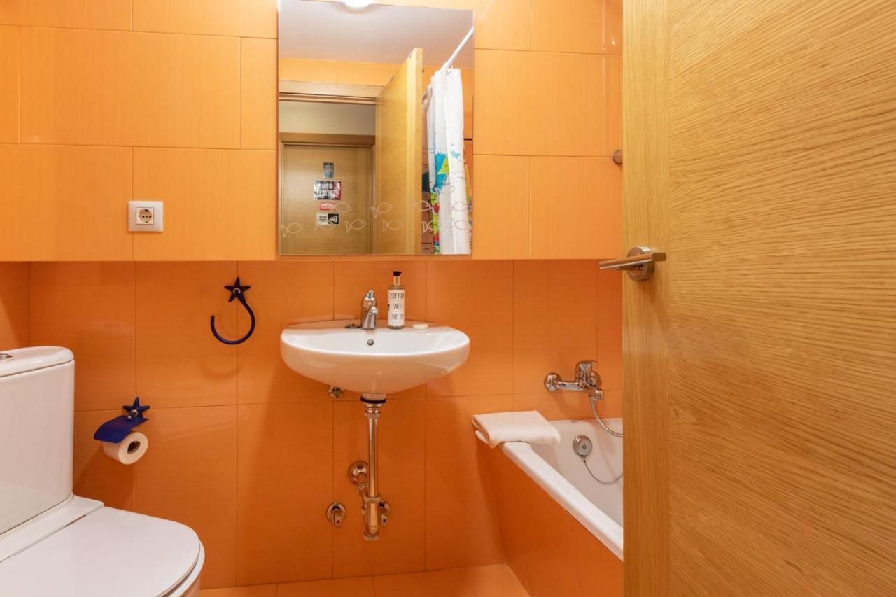 Goles Courtyard With Parking By Valcambre Apartment Seville Luaran gambar
